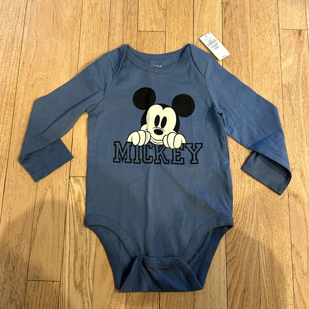 Baby Gap organically grown onesie 18-24mos NWT